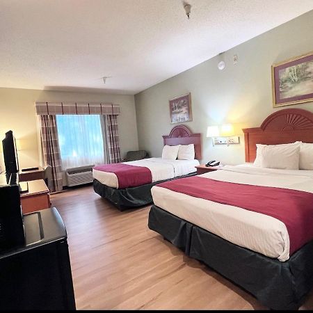 Americas Best Value Inn Wiggins Bagian luar foto