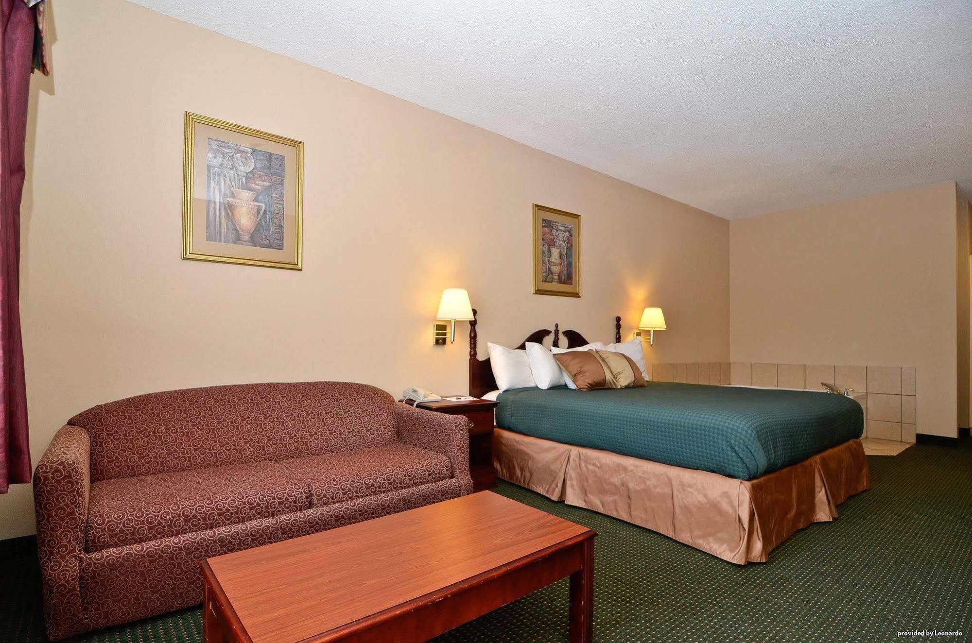 Americas Best Value Inn Wiggins Bagian luar foto