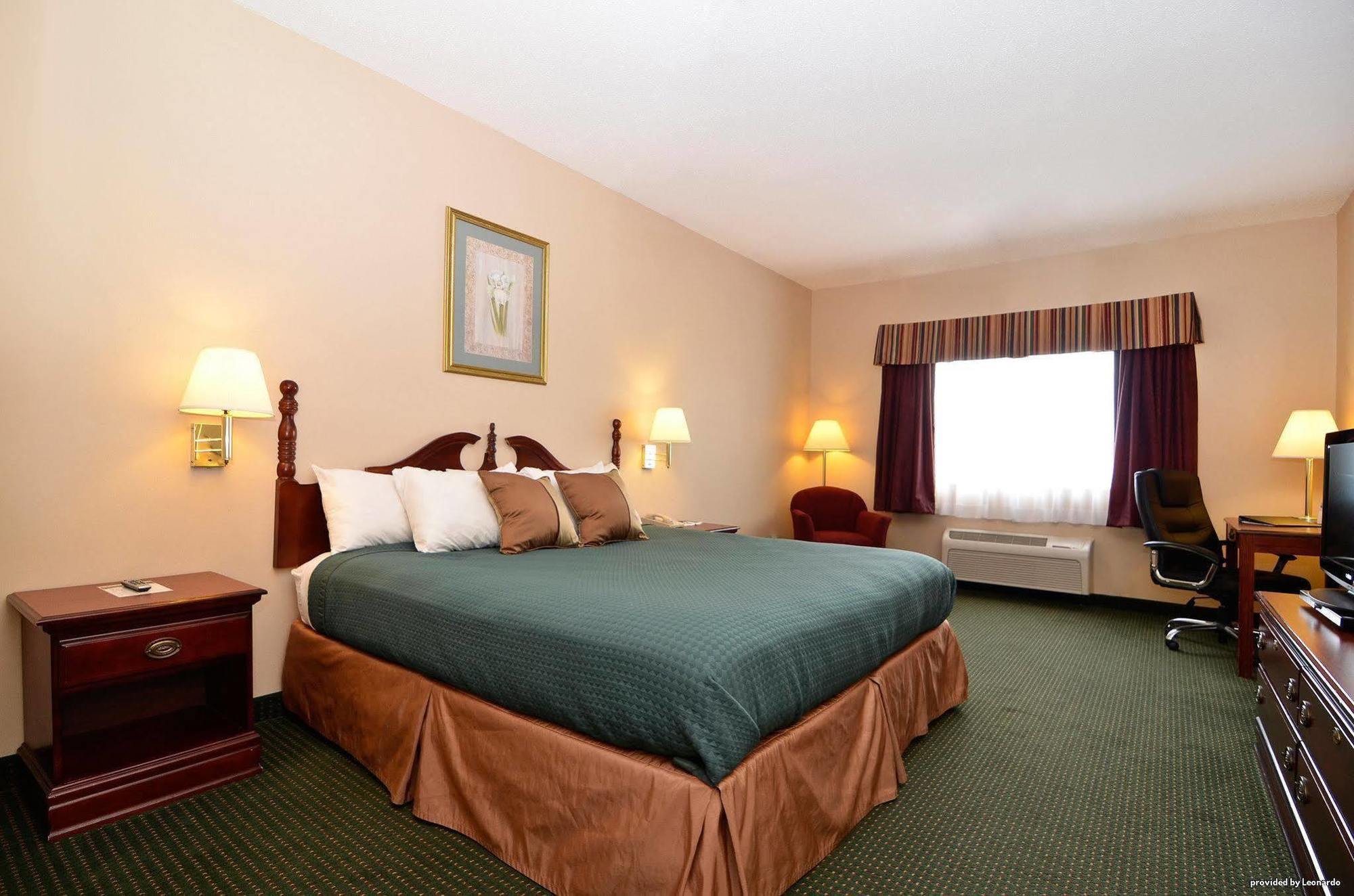 Americas Best Value Inn Wiggins Ruang foto